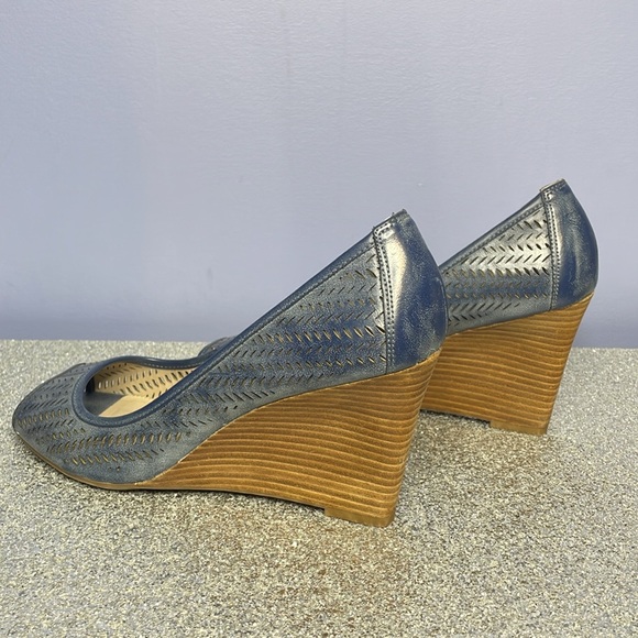 Franco Sarto Washed Denim Blue Wooden Heel Size 9.5 - Picture 9 of 13